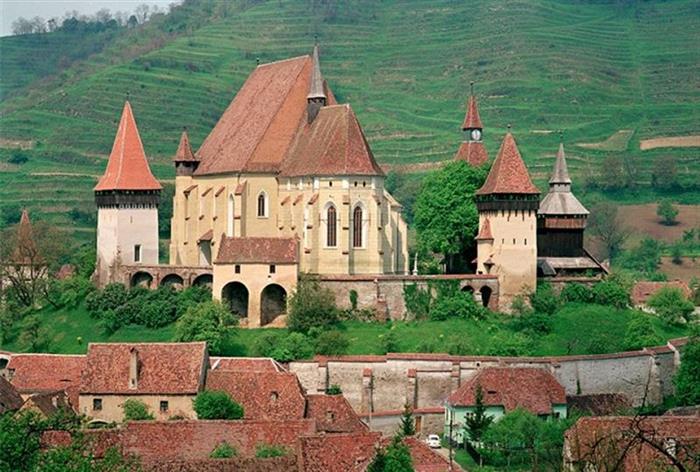 Transilvania medievala<br />
<span style="font-size:12px;">Biertan-Sighisoara-Viscri-Sibiu-Alba Iulia</span><br />
