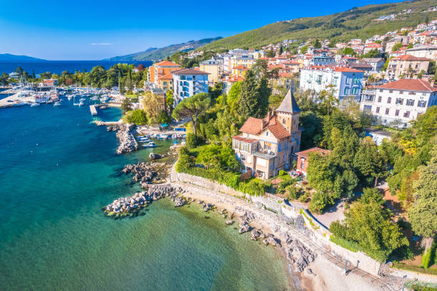 Circuit Croatia&nbsp;<br />
Zagreb - Lacurile Plitvice - Opatija<br />
<br />
